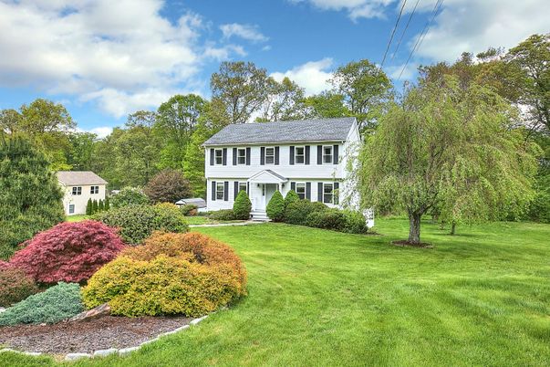 Backyard, Exterior, Facade, Georgian