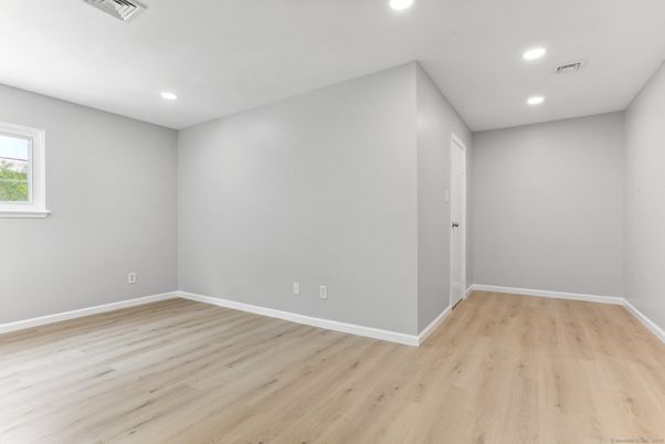 Empty room, Interior, Recessed Lighting, Wood Texture Flooring