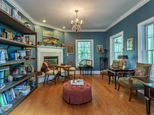Chandelier, Dining room, Fireplace, Interior, Recessed Lighting, Wood Texture Flooring