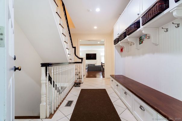 Fireplace, Interior, Recessed Lighting