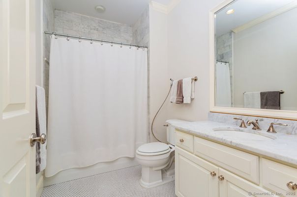 Bathroom, Interior, Marble Walls, Recessed Lighting