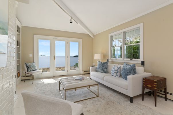 Interior, Living room, Water