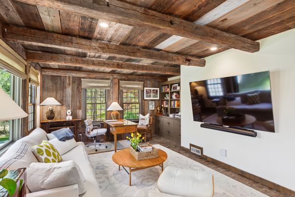 Home Office, Interior, Living room, Recessed Lighting, Wooden Beams, Wooden Ceilings, Wooden Walls