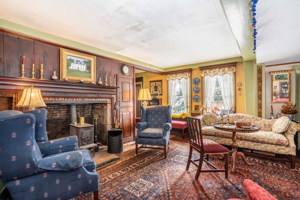 Fireplace, Interior, Living room