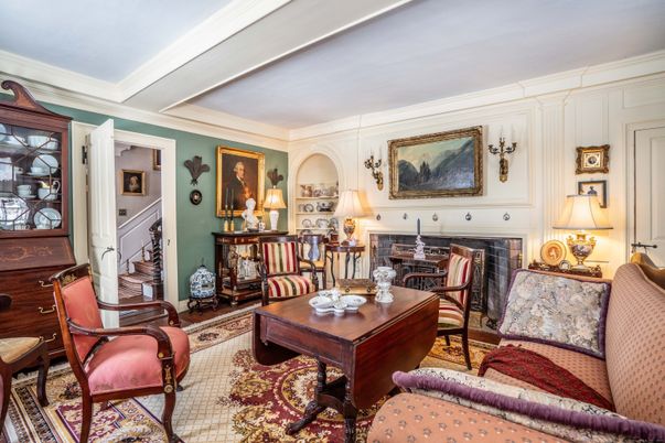 Interior, Living room