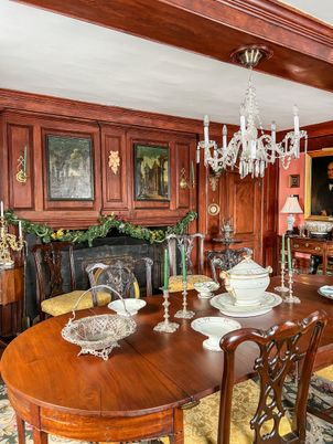 Chandelier, Dining room, Interior, Wooden Walls