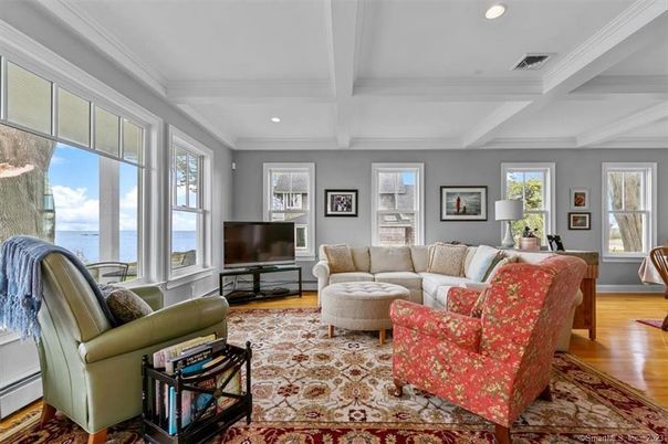 Interior, Living room, Recessed Lighting, Water, Wood Texture Flooring
