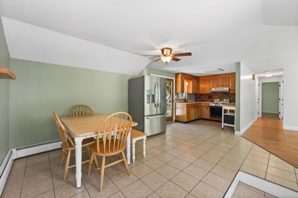 Dining room, Interior, Kitchen, Stainless Steel Appliances, Wood Texture Flooring