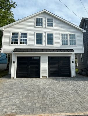 Attached, Exterior, Facade, Farmhouse