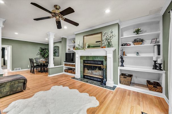 Dining room, Fireplace, Interior, Recessed Lighting, Wood Texture Flooring