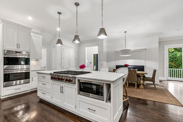 Dining room, Interior, Kitchen, Pendant Lights, Recessed Lighting, Stainless Steel Appliances, Wood Texture Flooring