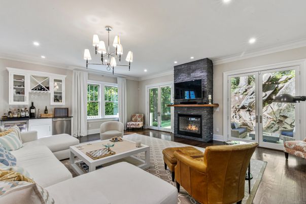 Chandelier, Fireplace, Interior, Living room, Recessed Lighting, Wood Texture Flooring