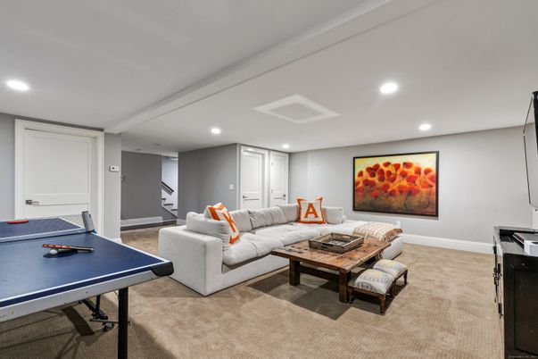 Game Room, Interior, Living room, Recessed Lighting