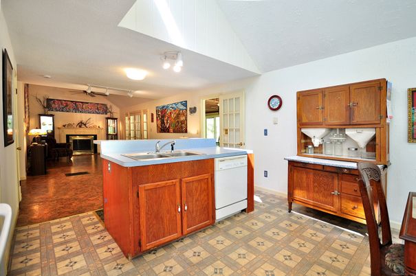 Fireplace, Interior, Kitchen