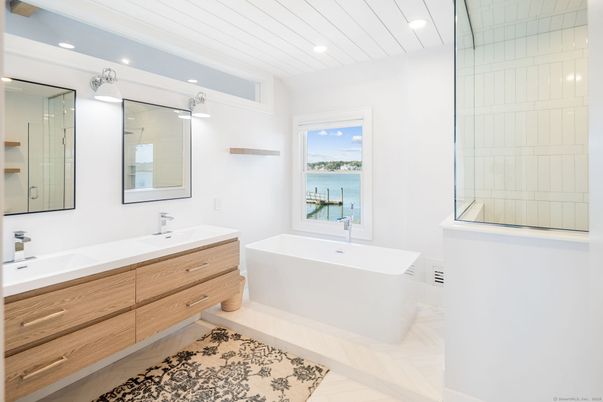 Bathroom, Dual Sink Vanities, Free Standing Baths, Glass Shower, Interior, Recessed Lighting, Water