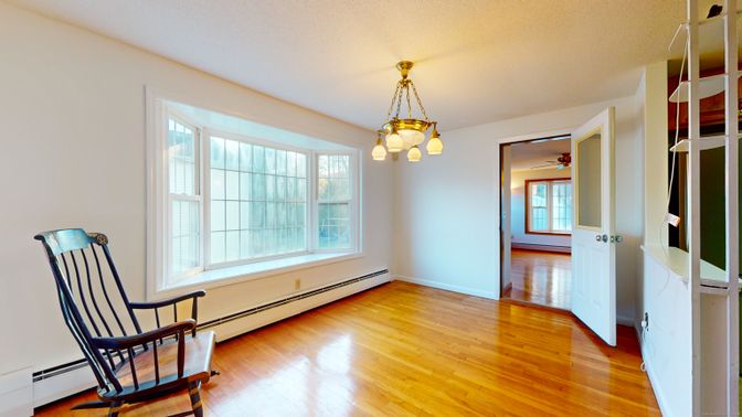 Empty room, Interior, Pendant Lights, Wood Texture Flooring