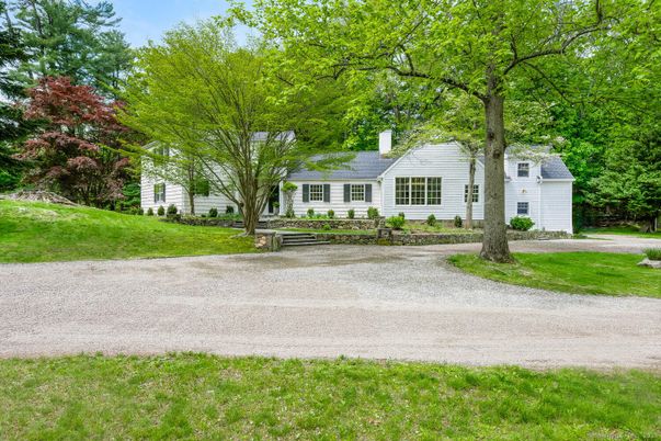 Backyard, Exterior, Facade, Cape Cod