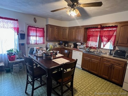 Dining room, Interior, Kitchen