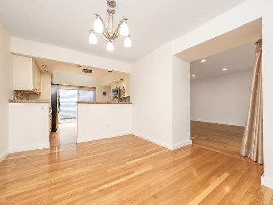 Empty room, Interior, Pendant Lights, Recessed Lighting, Wood Texture Flooring