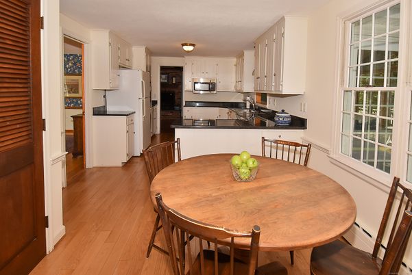 Dining room, Interior, Kitchen, Stainless Steel Appliances, Wood Texture Flooring