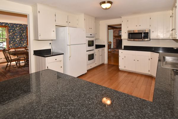 Dining room, Interior, Kitchen, Stainless Steel Appliances, Wood Texture Flooring