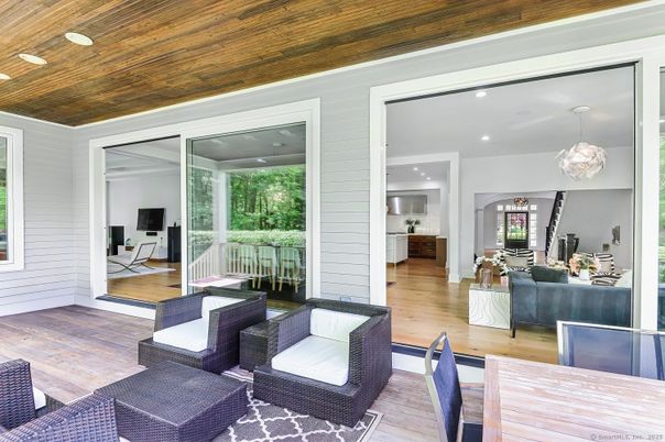 Interior, Living room, Pendant Lights, Recessed Lighting, Wooden Ceilings, Wood Texture Flooring