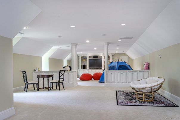 Dining room, Interior, Living room, Recessed Lighting