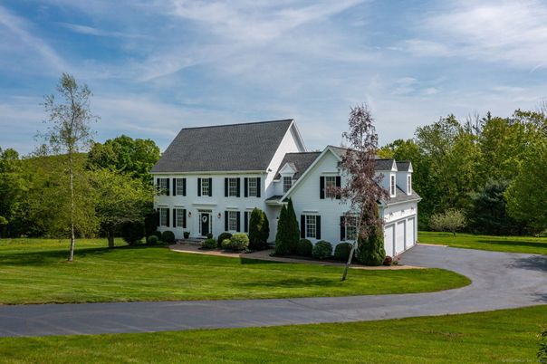 Backyard, Exterior, Facade, Georgian