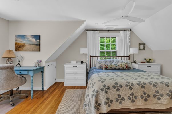Bedroom, Home Office, Interior, Recessed Lighting, Wood Texture Flooring