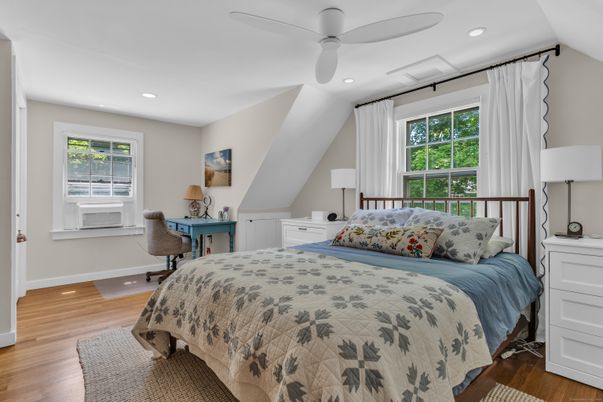 Bedroom, Home Office, Interior, Recessed Lighting, Wood Texture Flooring