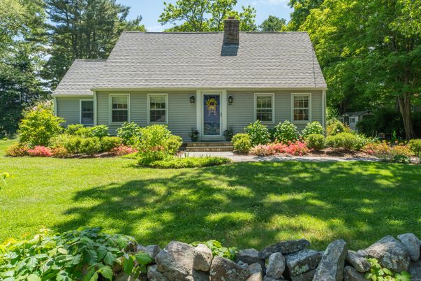 Exterior, Facade, Cape Cod