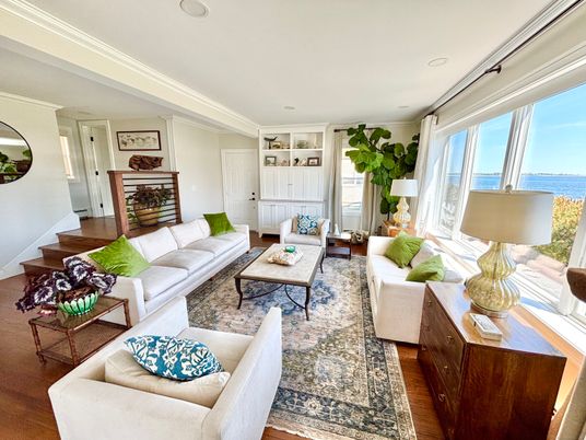 Interior, Living room, Recessed Lighting, Water, Wood Texture Flooring