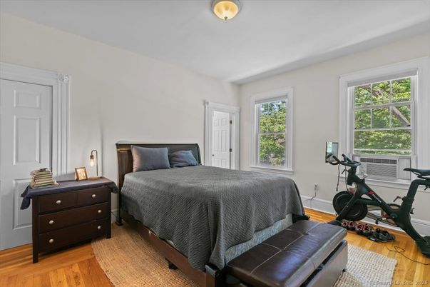 Bedroom, Fitness Equipment, Interior, Wood Texture Flooring