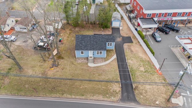 Exterior, Drone