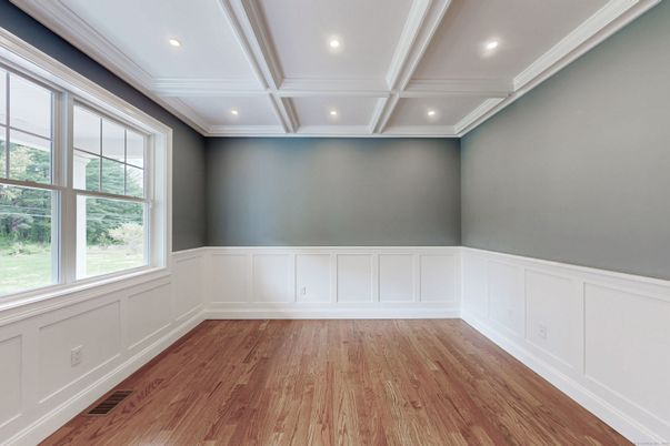 Empty room, Interior, Recessed Lighting, Wood Texture Flooring