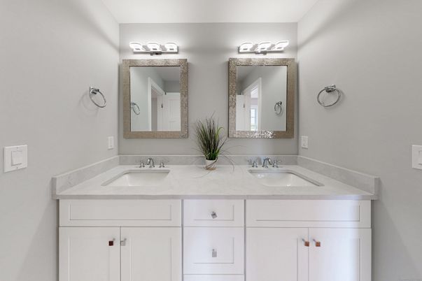 Bathroom, Dual Sink Vanities, Interior