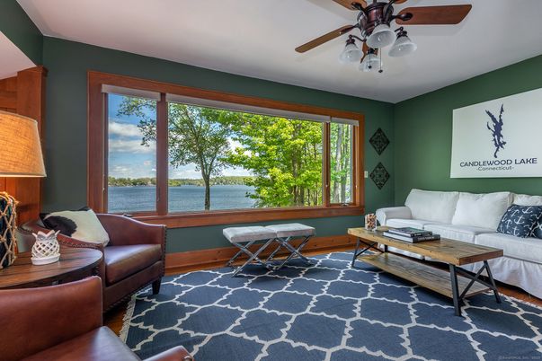 Interior, Living room, Water