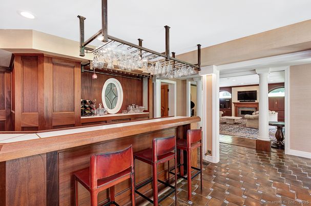 Fireplace, Interior, Recessed Lighting