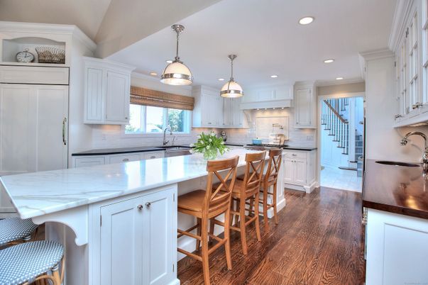Interior, Kitchen, Pendant Lights, Recessed Lighting, Wood Texture Flooring
