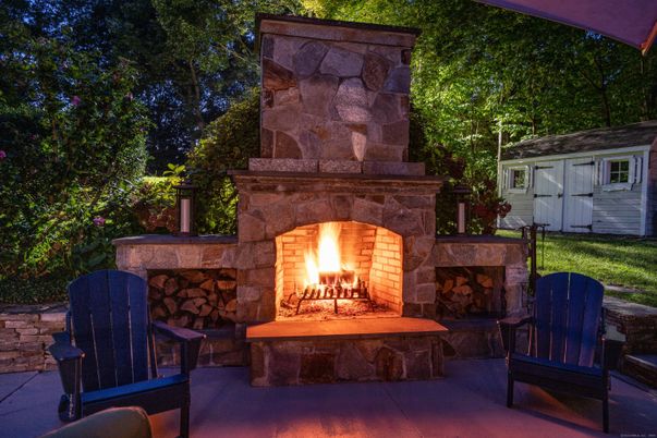 Exterior, Fireplace