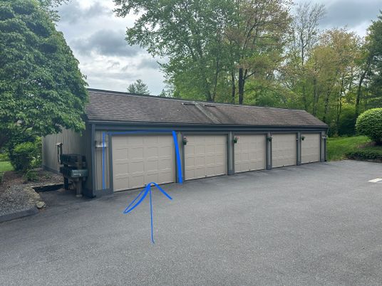 Detached Garage, Exterior