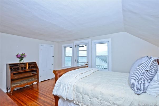 Bedroom, Interior, Water, Wood Texture Flooring