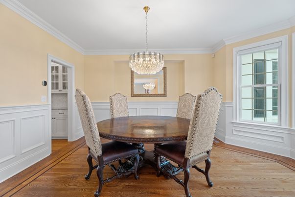 Chandelier, Dining room, Interior, Wood Texture Flooring