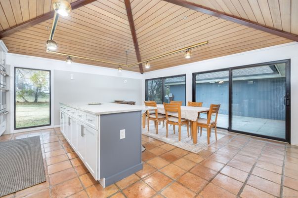 Dining room, Interior, Kitchen, Pendant Lights, Wooden Ceilings