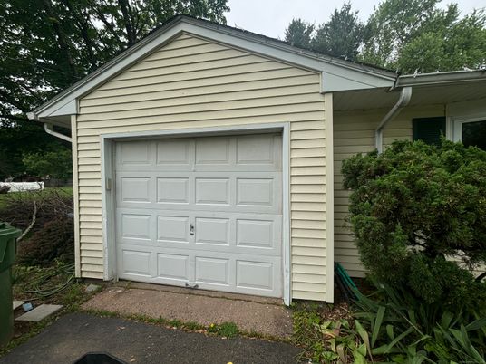Detached Garage, Exterior