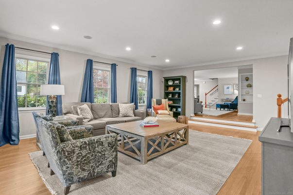 Interior, Living room, Recessed Lighting, Wood Texture Flooring