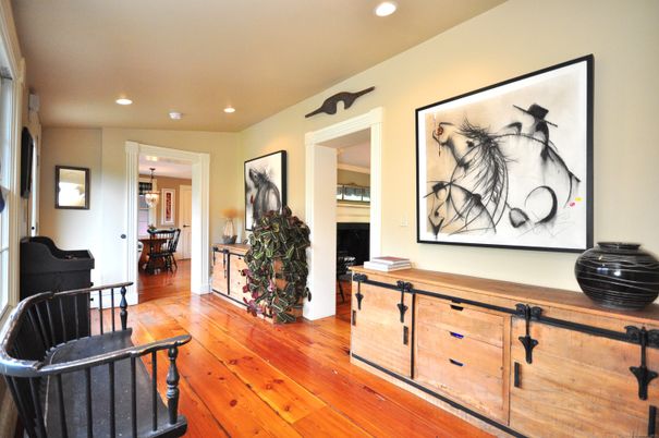 Interior, Pendant Lights, Recessed Lighting, Wood Texture Flooring