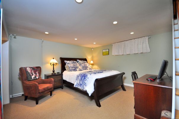 Bedroom, Interior, Recessed Lighting