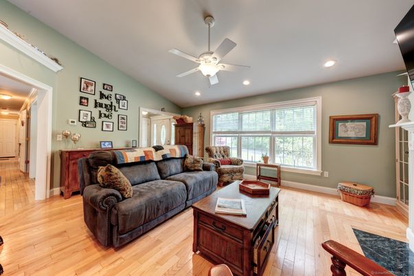 Interior, Living room, Recessed Lighting, Wood Texture Flooring
