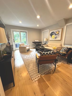Interior, Living room, Recessed Lighting, Wood Texture Flooring